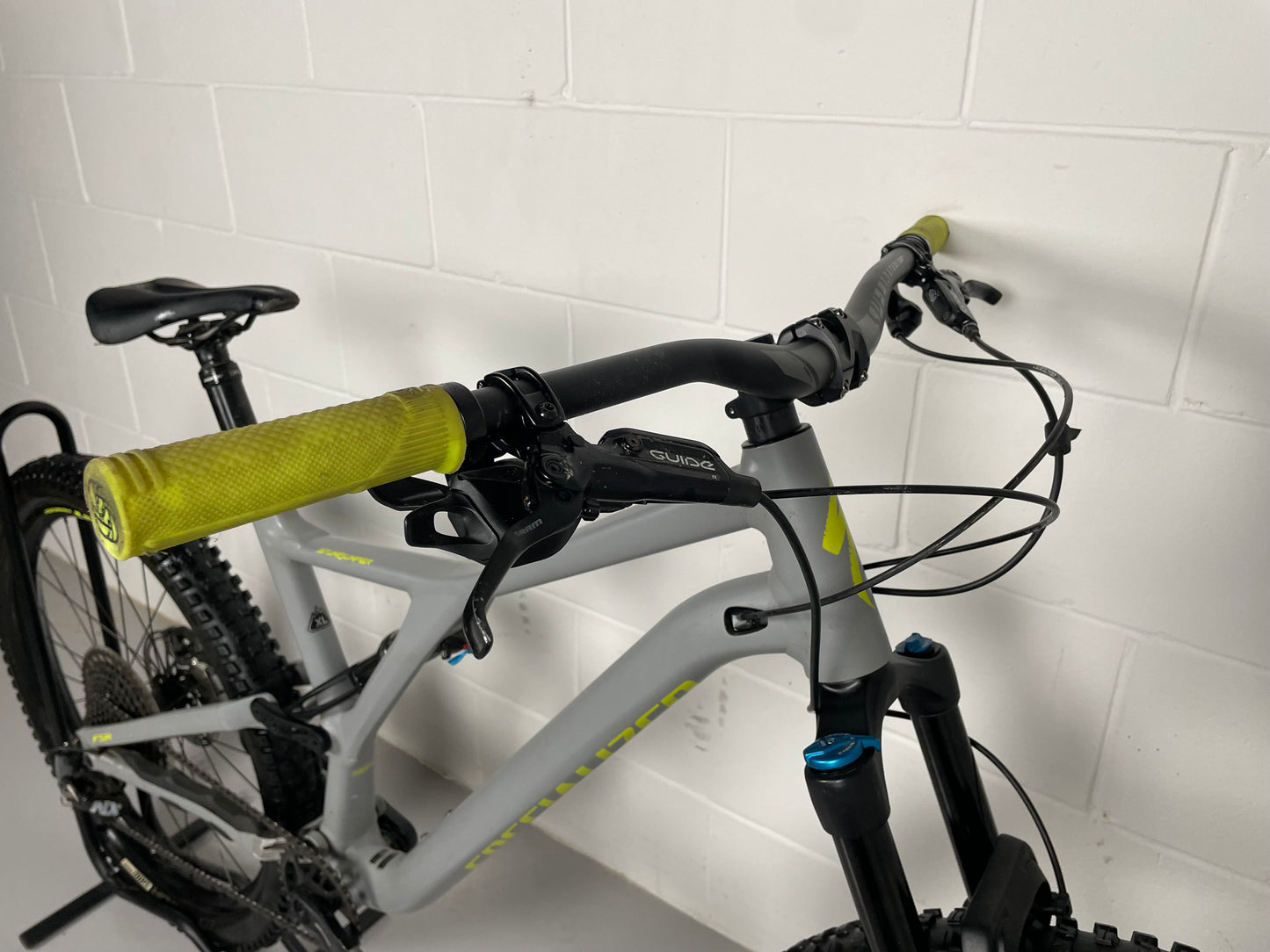 Specialized Stumpjumper
Comp Alloy 2020 Mountain Bike