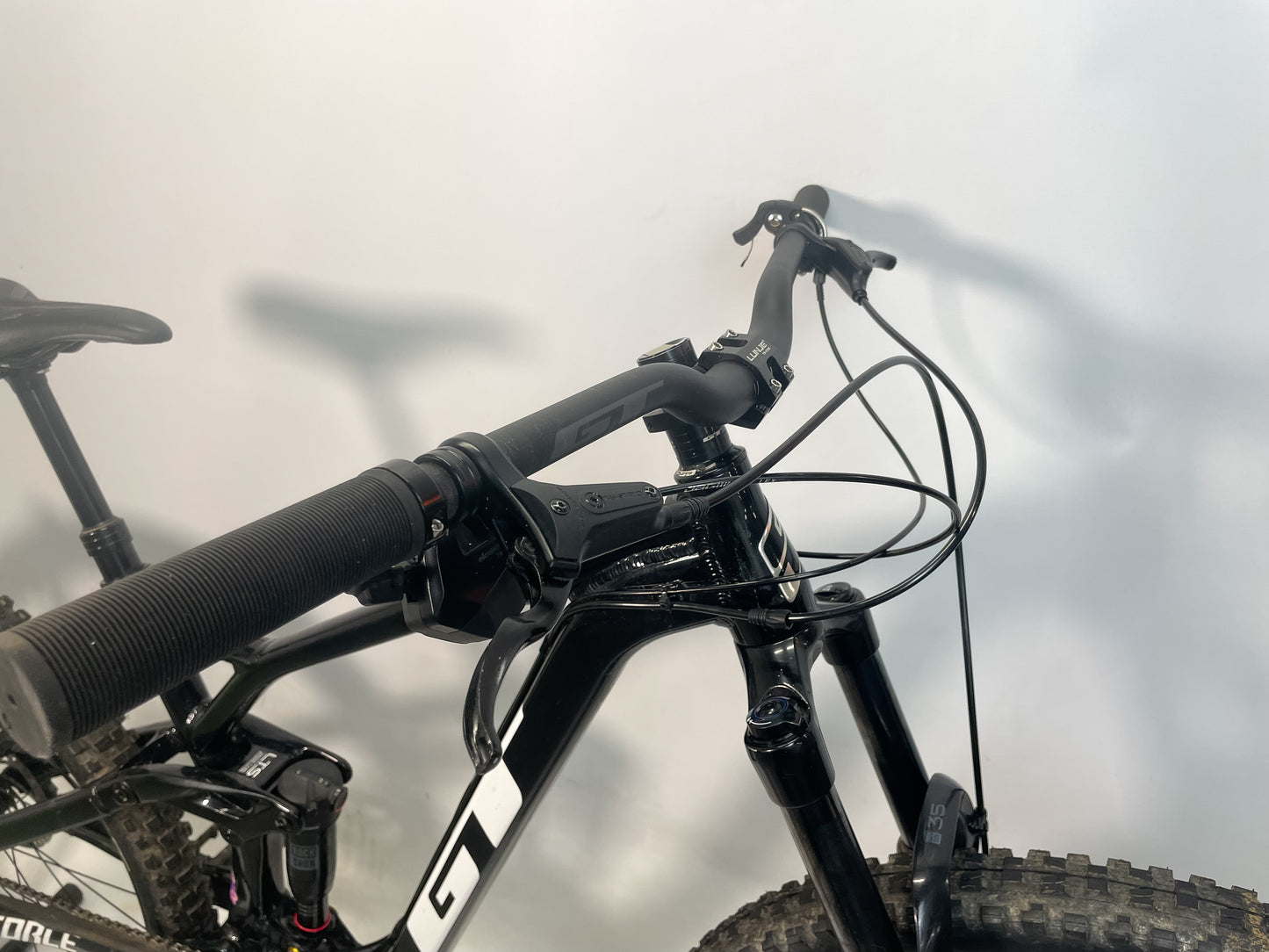 GT Force Sport 
Full Suspension Mountain Bike