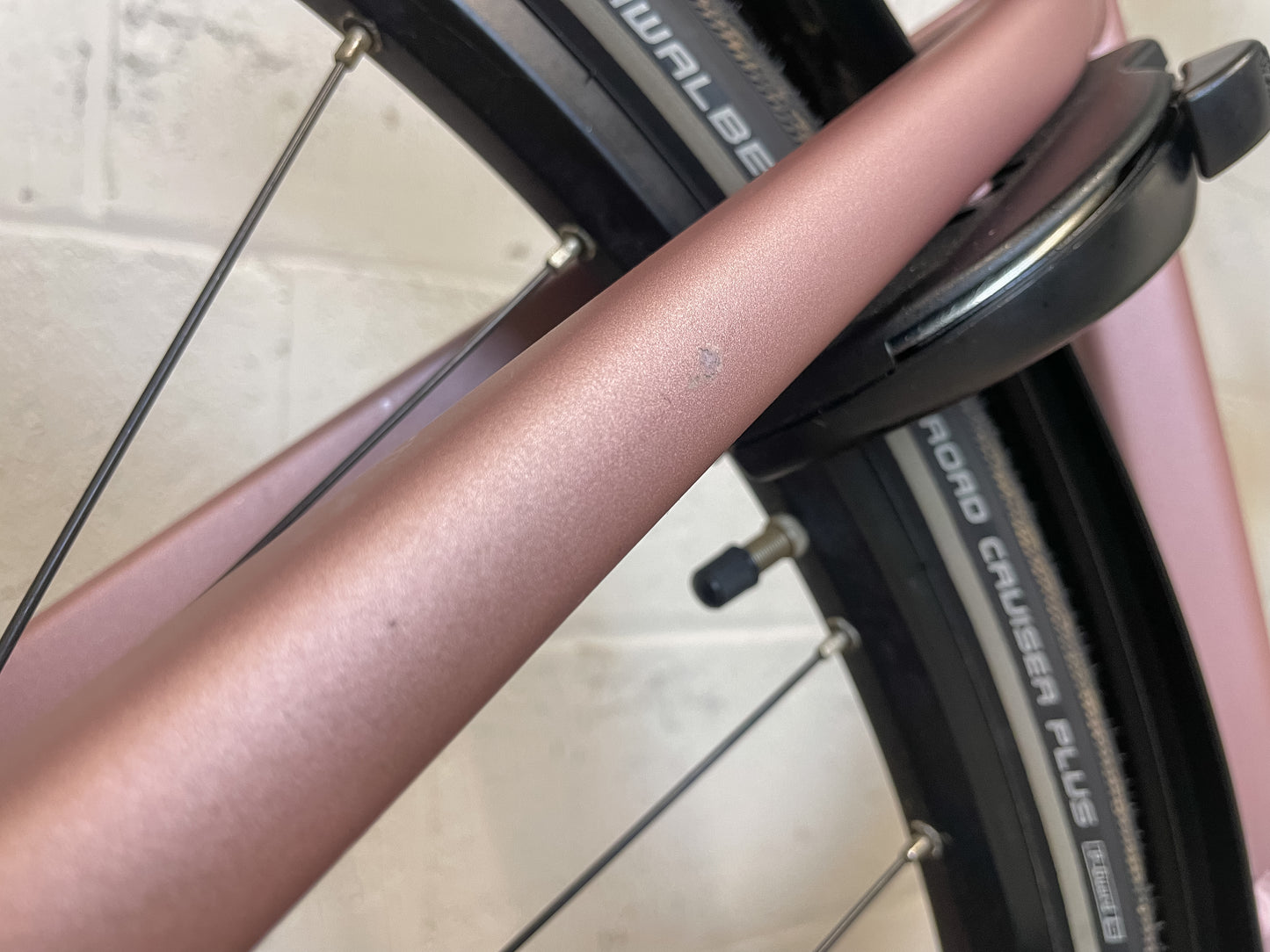 Raleigh Motus Tour 400Wh 2024 Electric Hybrid Bike *Only Rode 100 Miles*