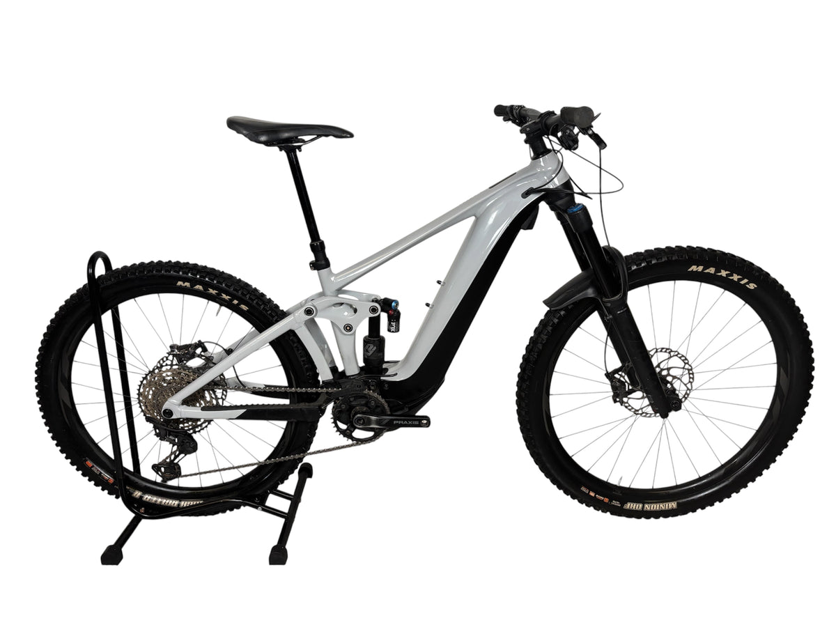 Giant Reign E+1 MX Pro 2022 Electric Mountain Bike-Only 170 Miles Rode