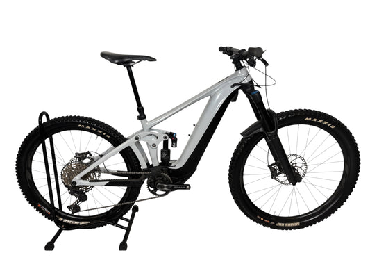 Giant Reign E+1 MX Pro 2022 Electric Mountain Bike - Only 170 Miles Rode