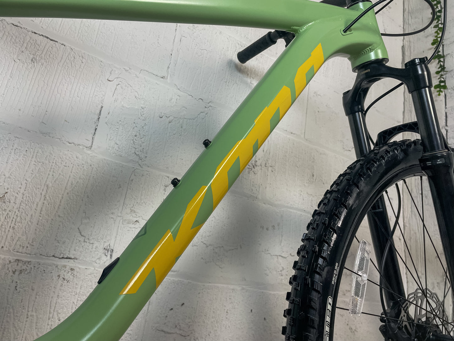 Kona Mahuna 2025 Mountain Bike *Brand new*