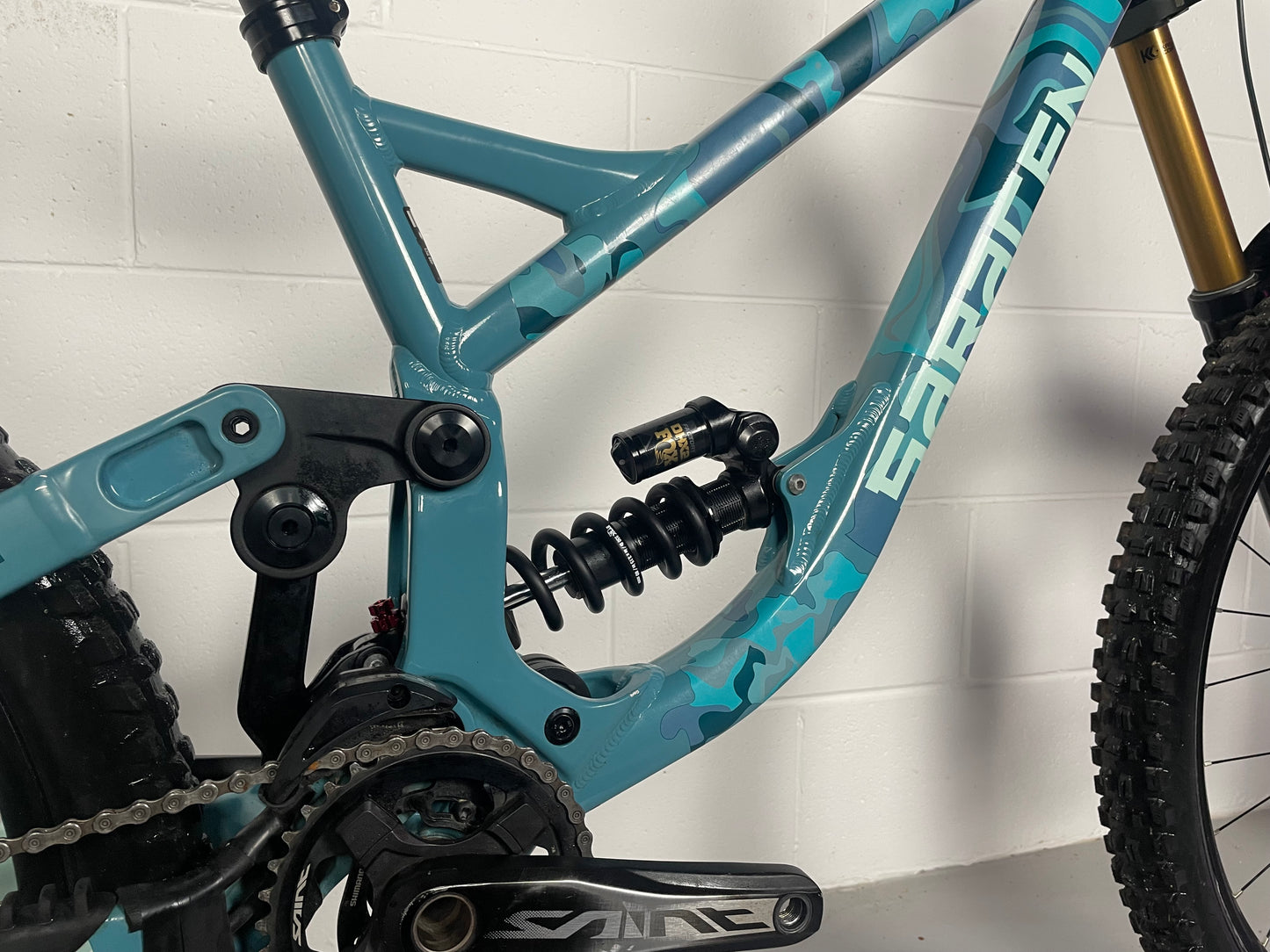 Saracen Myst Team LTD 2026 Full Suspension Downhill Bike