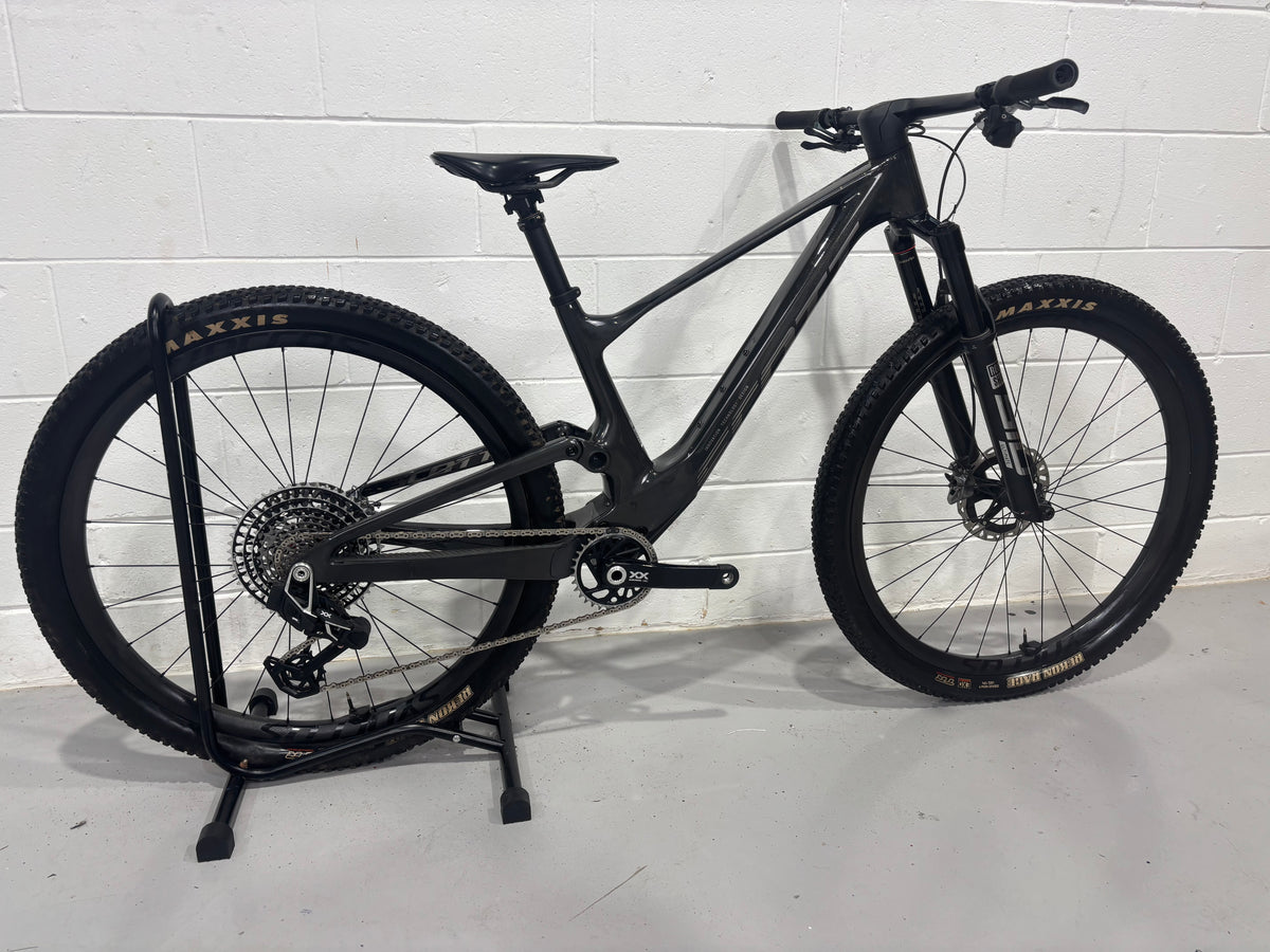 Scott Spark RC World Cup EVO TR 2024 Mountain Bike