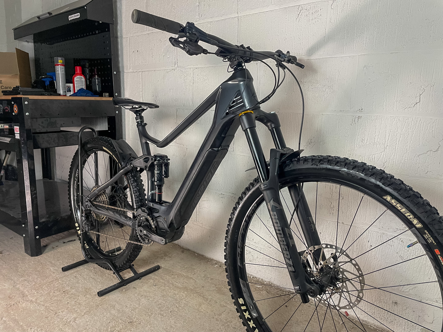 Merida eOne-Sixty 8000 2022 Electric Mountain Bike *Only 370 Miles Rode*