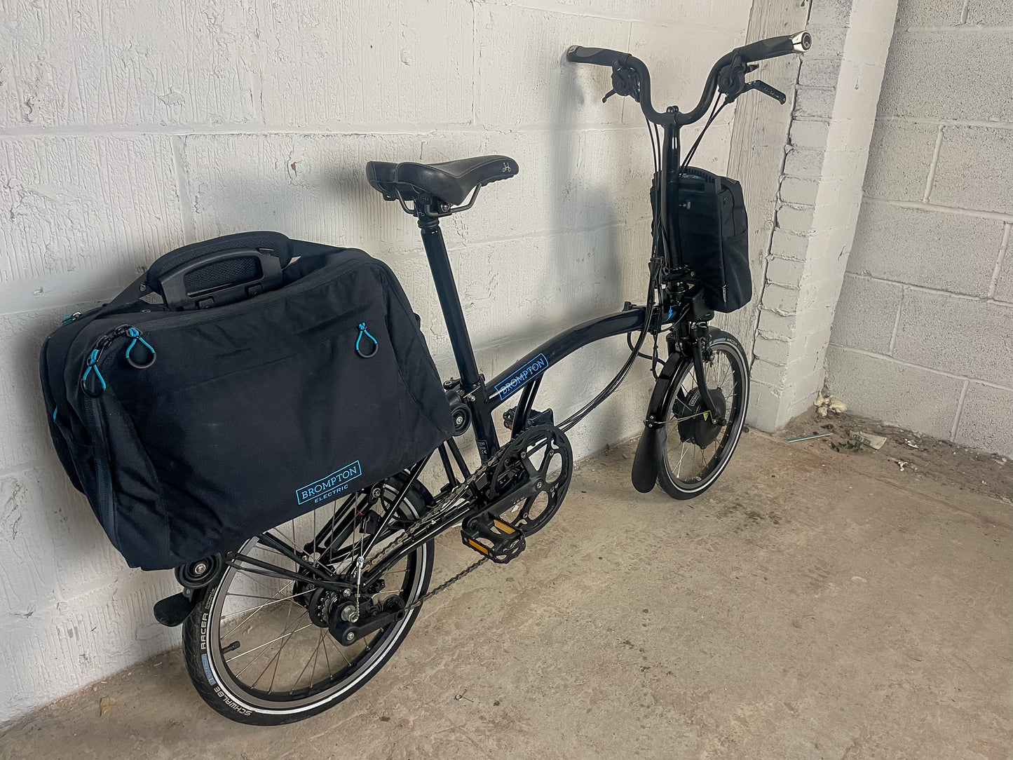 BROMPTON M6L 2020 ELECTRIC FOLDING BIKE *Only 300 Miles Rode-Warranty Included*