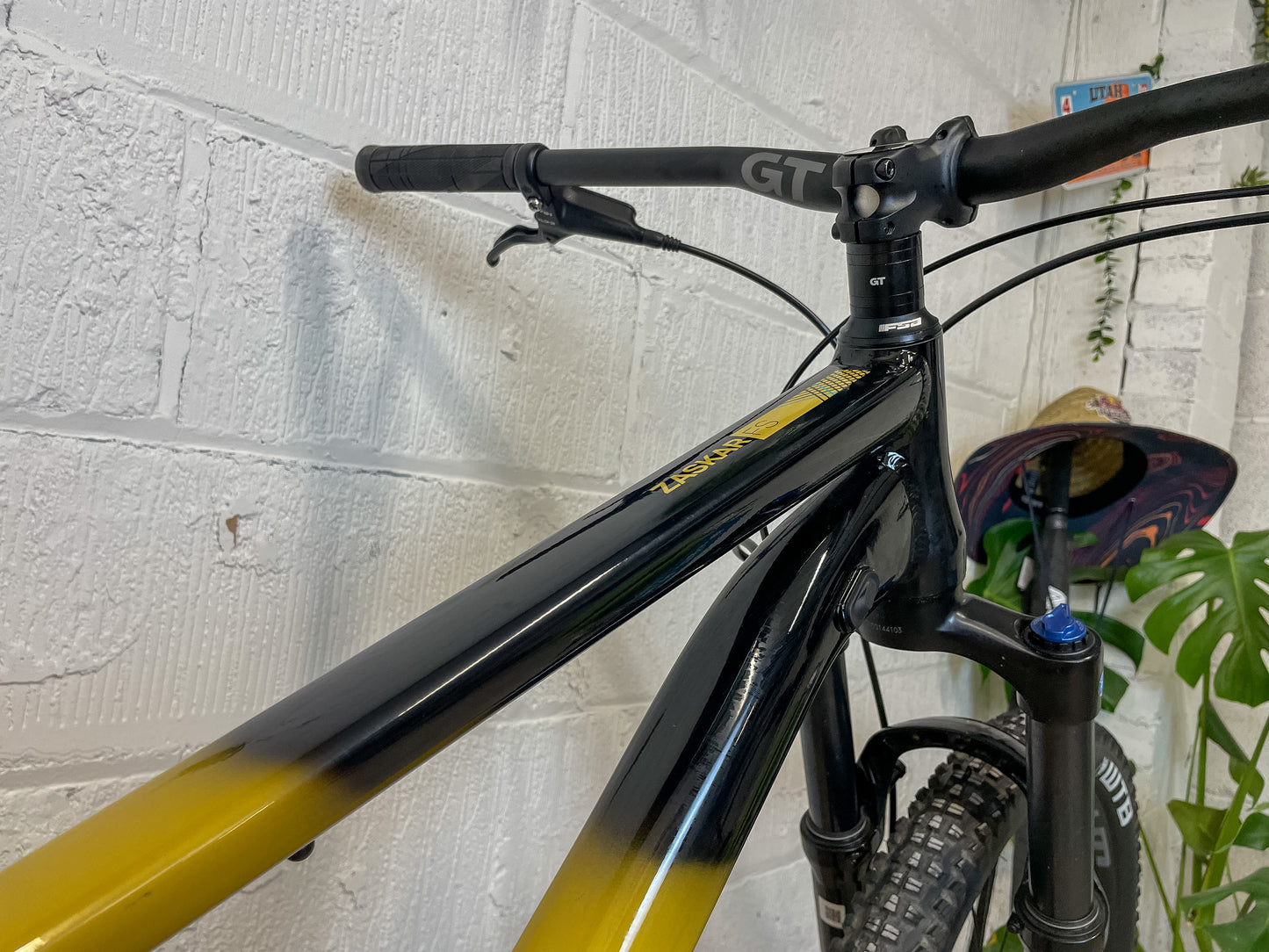 GT Zaskar FS Sport 2024 Full Suspension Mountain Bike