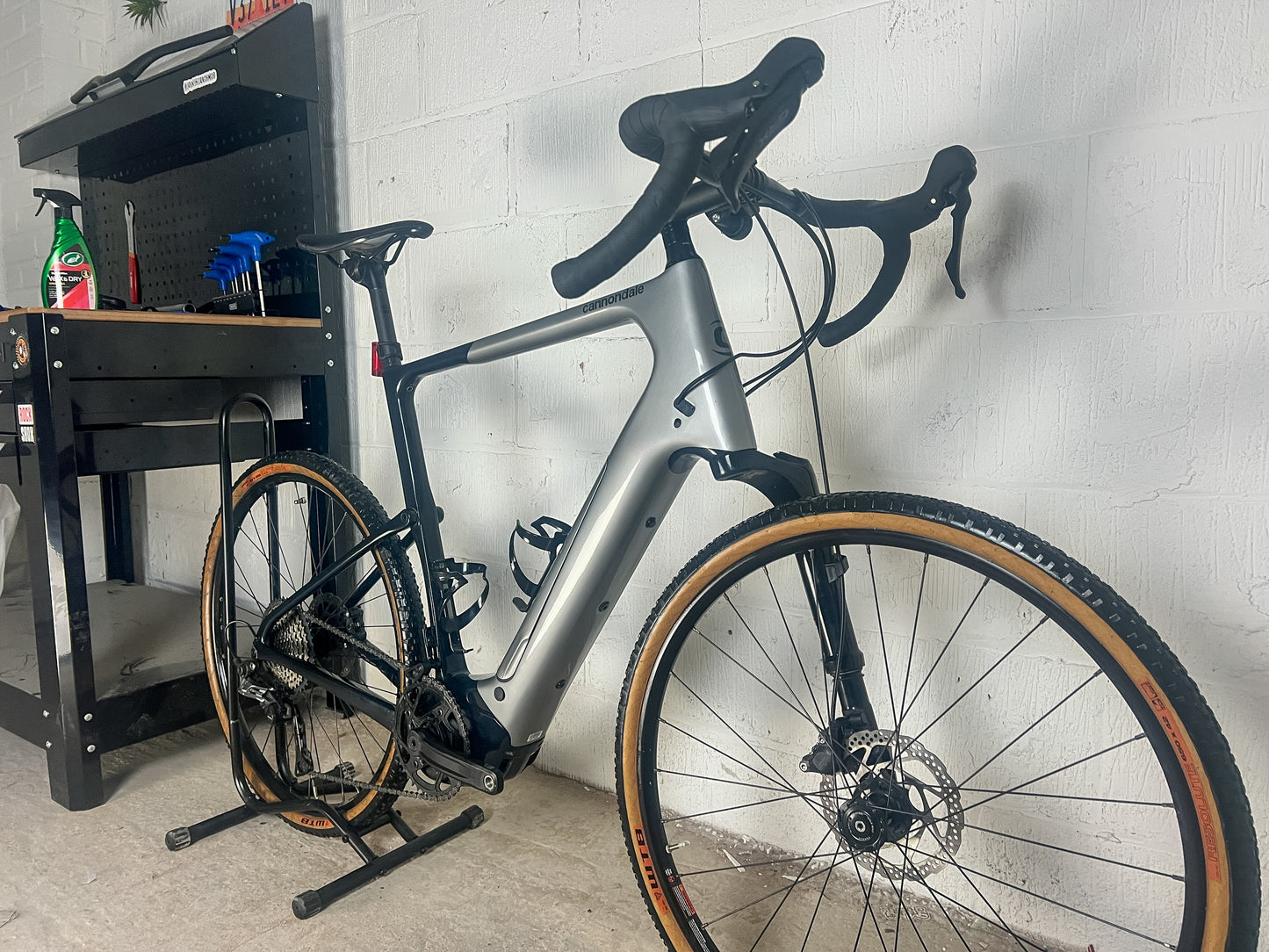 CANNONDALE  TOPSTONE NEO CARBON 3  2022 LEFTY ELECTRIC GRAVEL BIKE