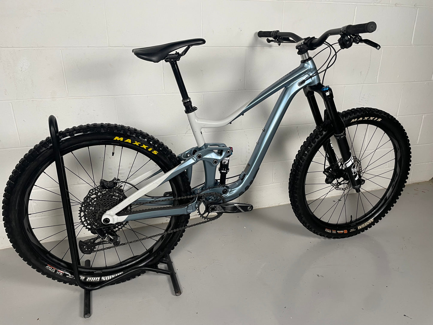 Giant Trance X 2 2024 Full Suspension Mountain Bike