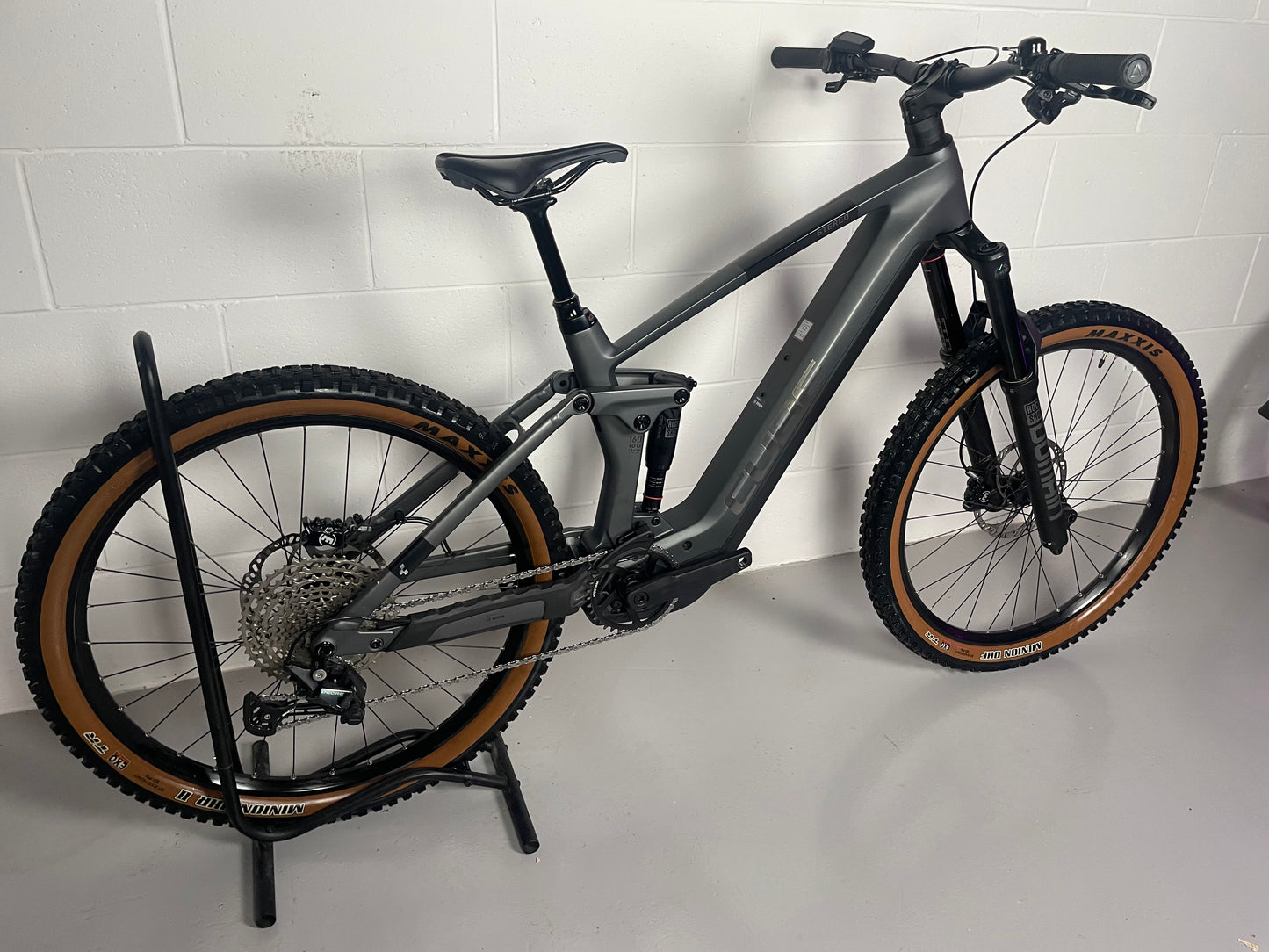 Cube Stereo Hybrid 160 HPC Race 750 2024 Electric Mountain Bike *Only 230 Miles Rode*