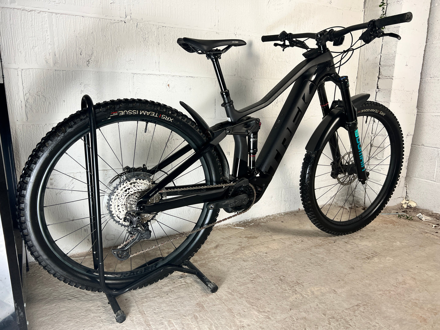 Trek Rail 9.7 SLX/XT 2023 Electric Mountain Bike *Only 200 Miles*