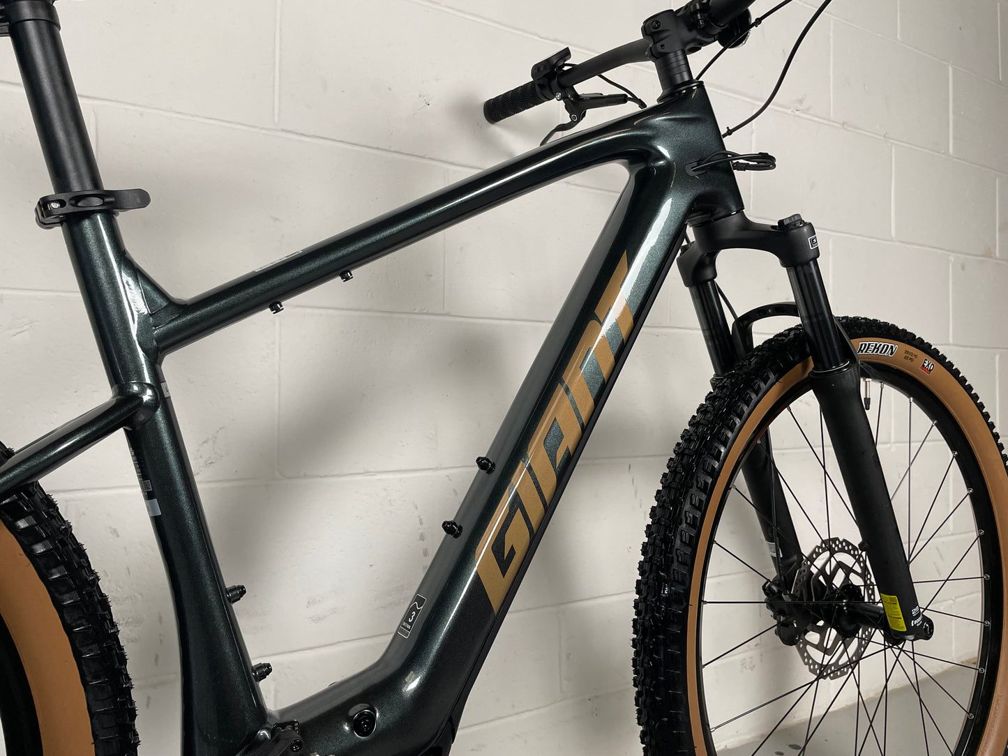 Giant Talon E+ 2023 Electric Mountain Bike Brand New