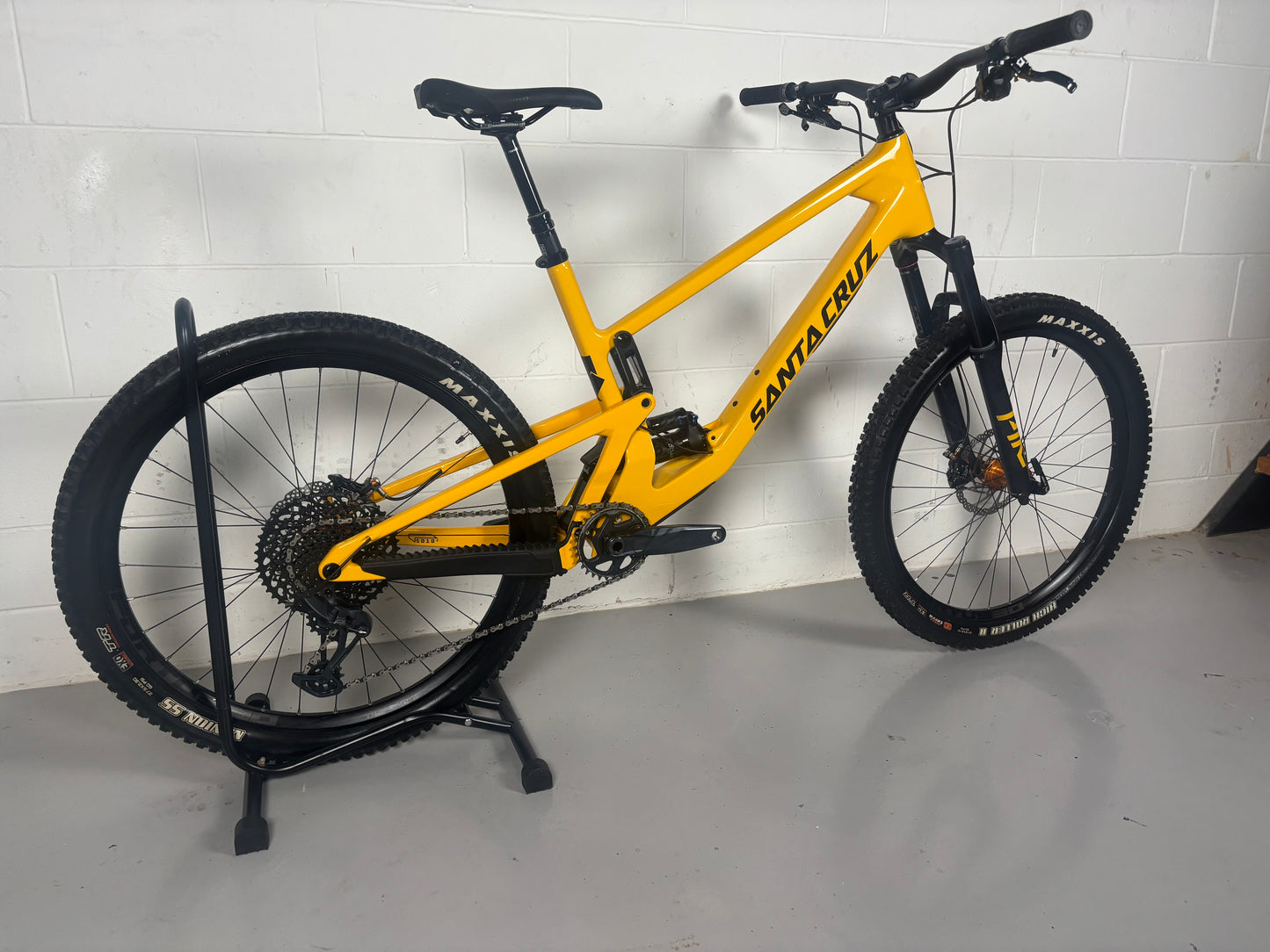 Santa Cruz 5010 C 2022 SRAM GX Full Suspension Mountain Bike