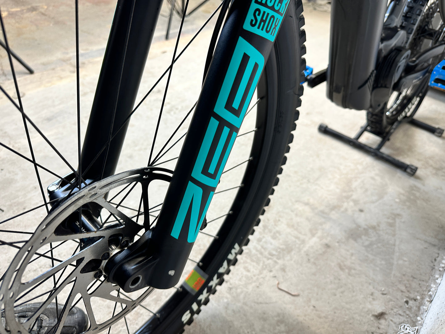 Whyte E-160 S Enduro 2024 Electric Mountain Bike