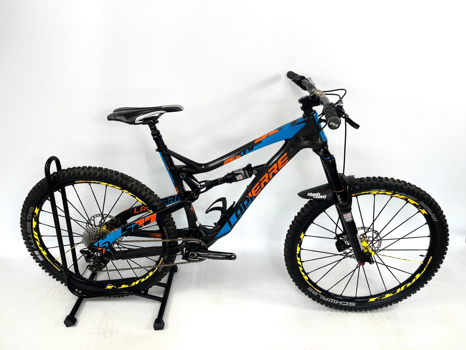 Lapierre Zesty AM 527 Carbon Full Suspension Mountain Bike – Mcrbikes