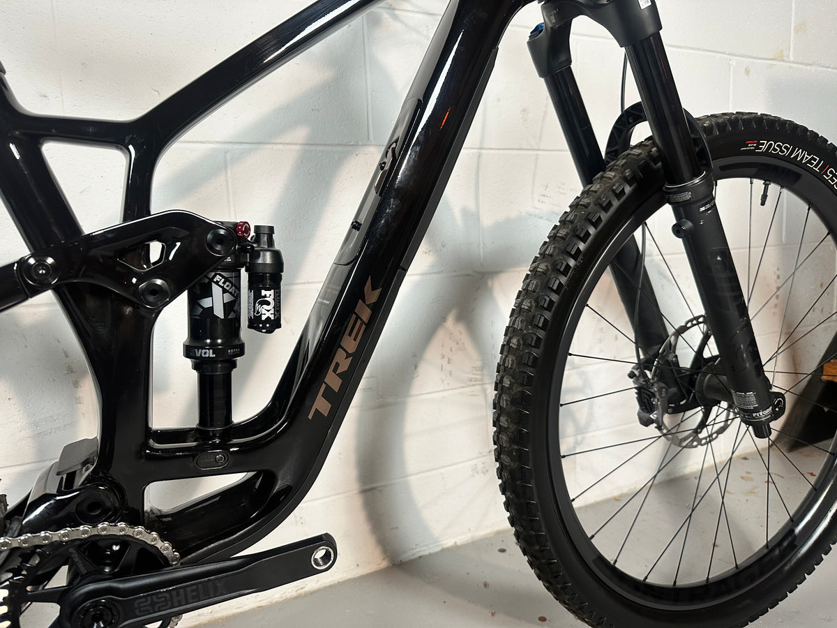 Trek Fuel EX 9.8 XT Gen 6 2024 Full Suspension Mountain Bike