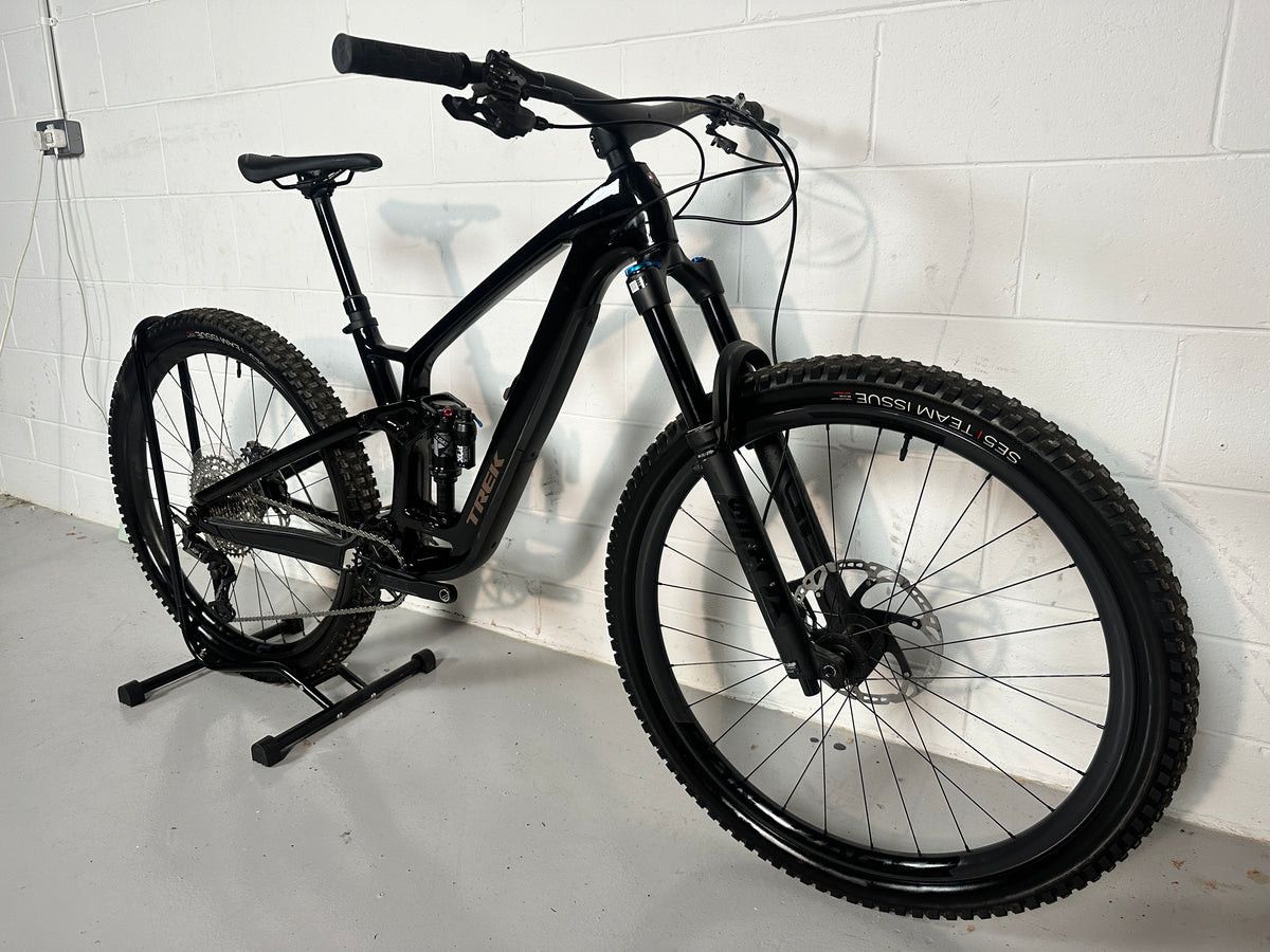 Trek Fuel EX 9.8 XT Gen 6 2024 Full Suspension Mountain Bike