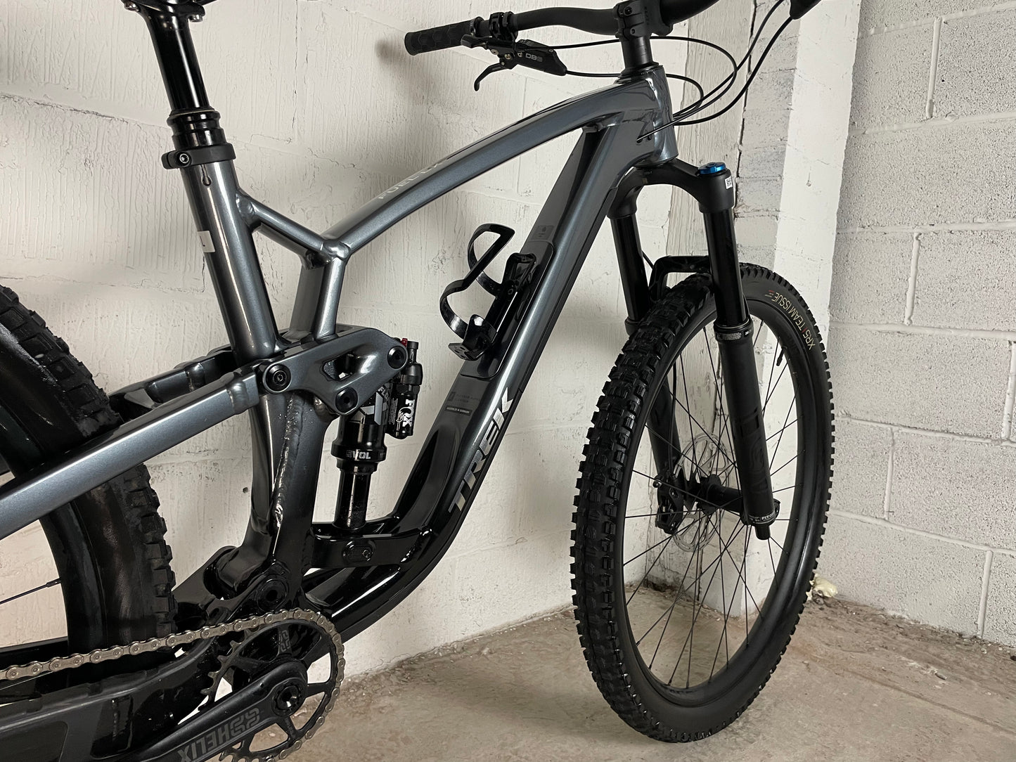 Trek Fuel EX 8 XT Gen 6 2024 Full Suspension Mountain Bike