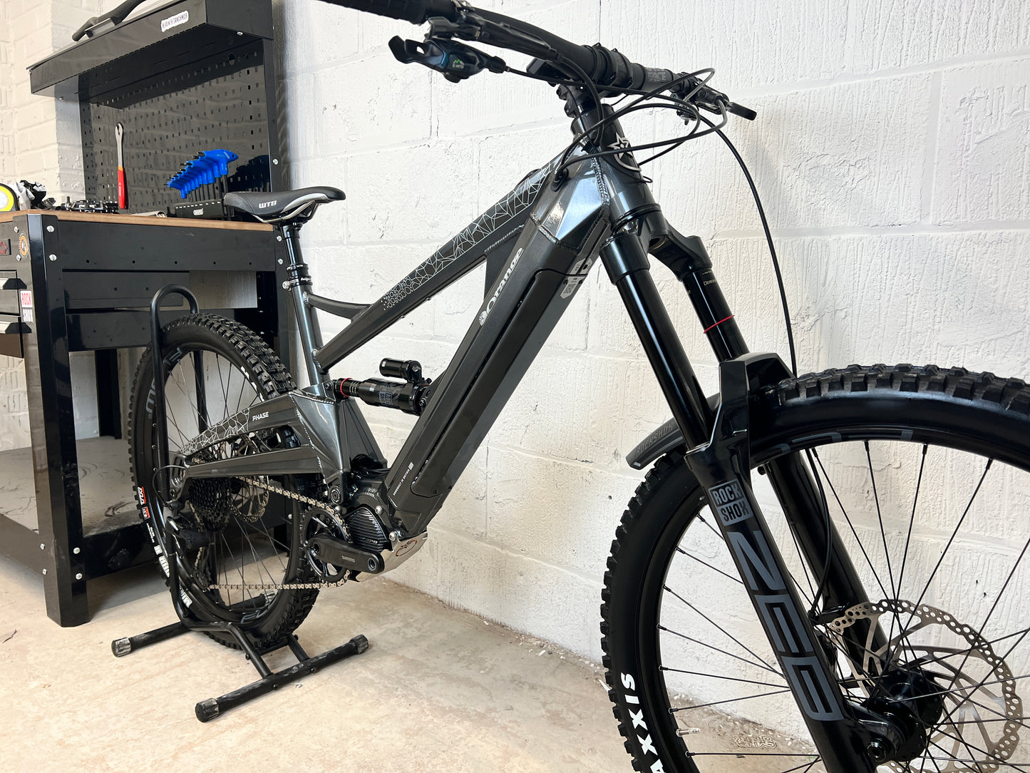 Orange Phase S 2025 Electric Mountain Bike *Only 30 Miles Rode*