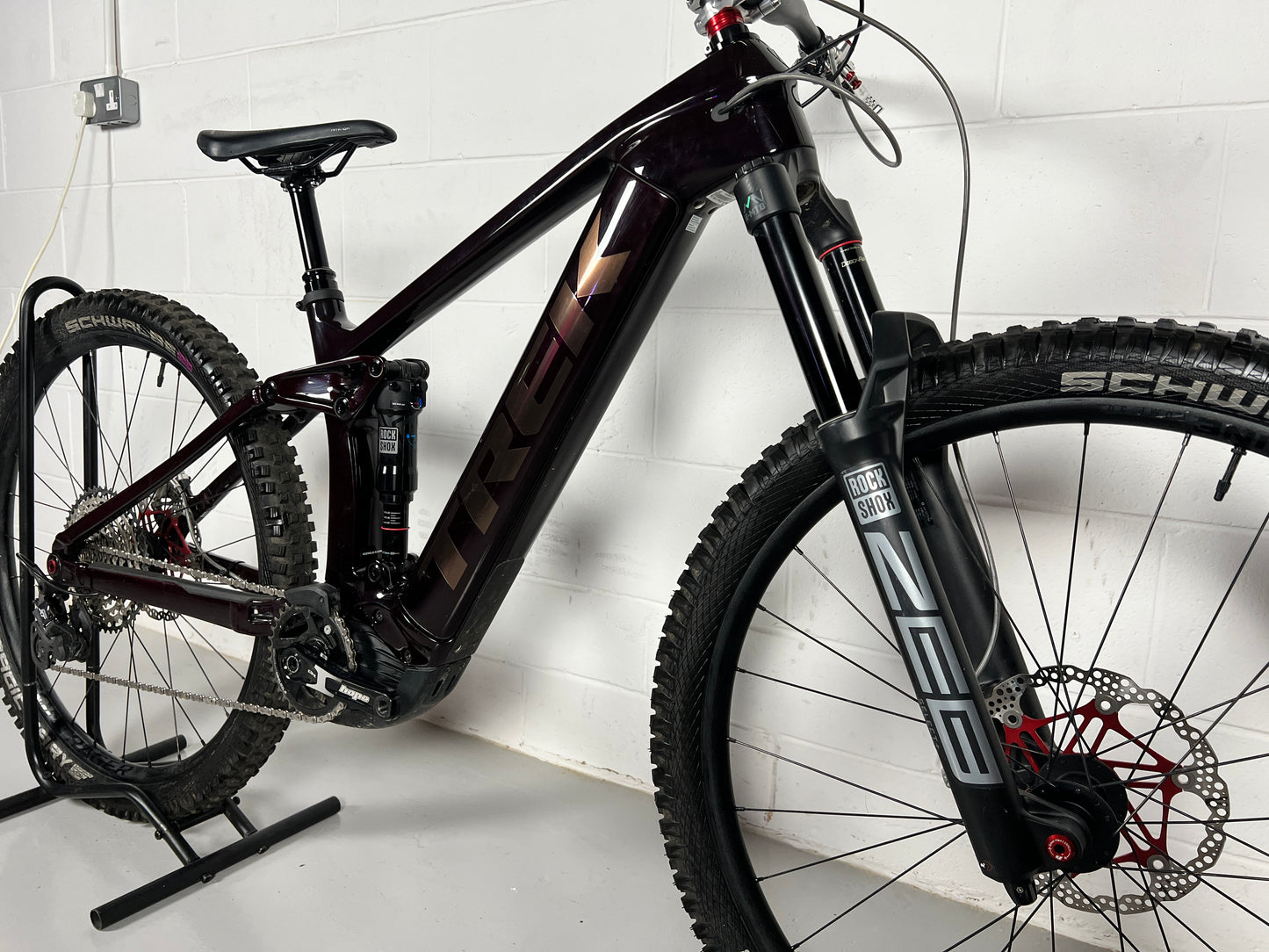 Trek Rail 9.7 2024 Electric Mountain Bike - Only 160 Miles Rode