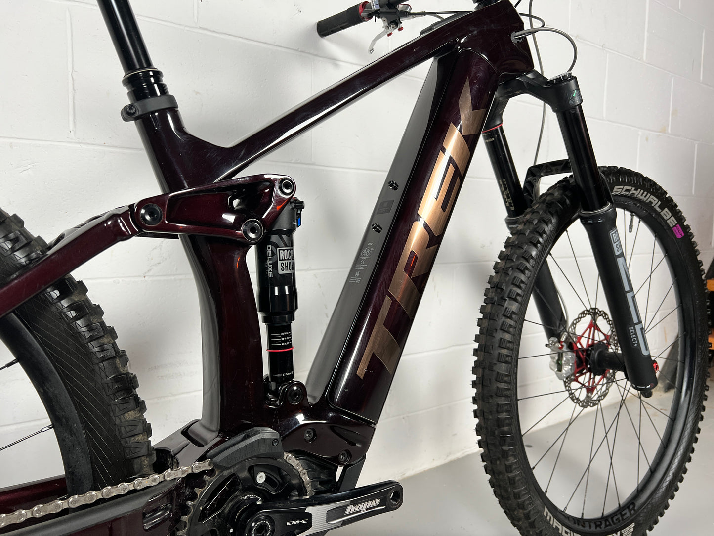 Trek Rail 9.7 2024 Electric Mountain Bike - Only 160 Miles Rode