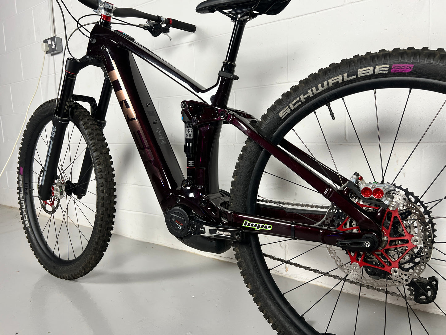 Trek Rail 9.7 2024 Electric Mountain Bike - Only 160 Miles Rode