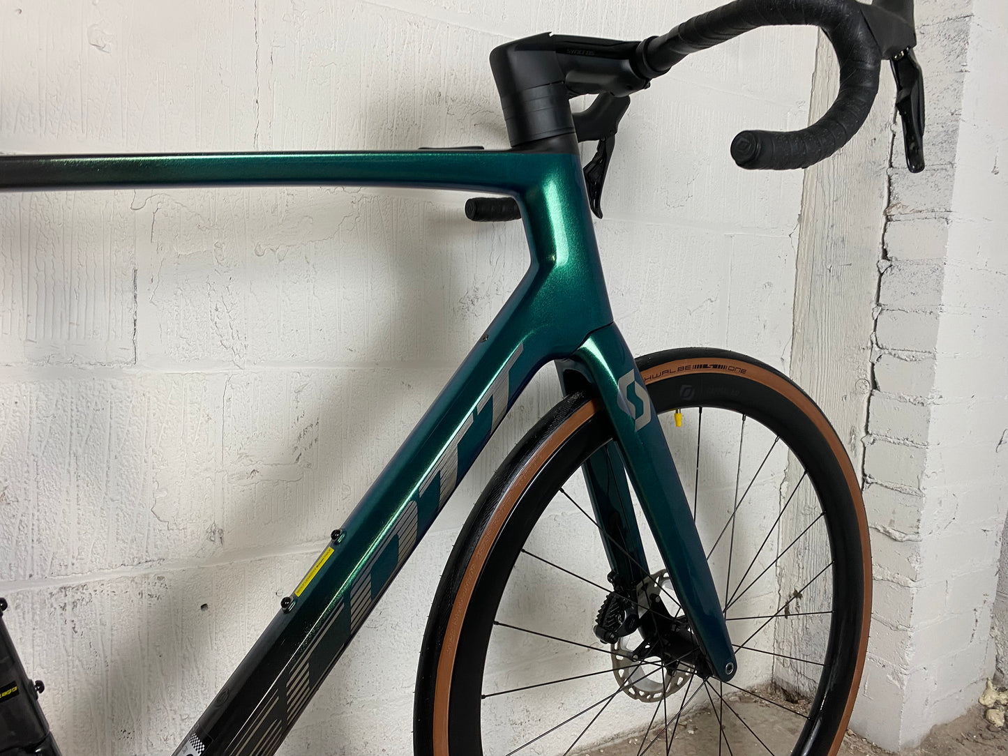 Scott Addict eRIDE 10 2022 Electric Road Bike *Only 50 Miles Rode*