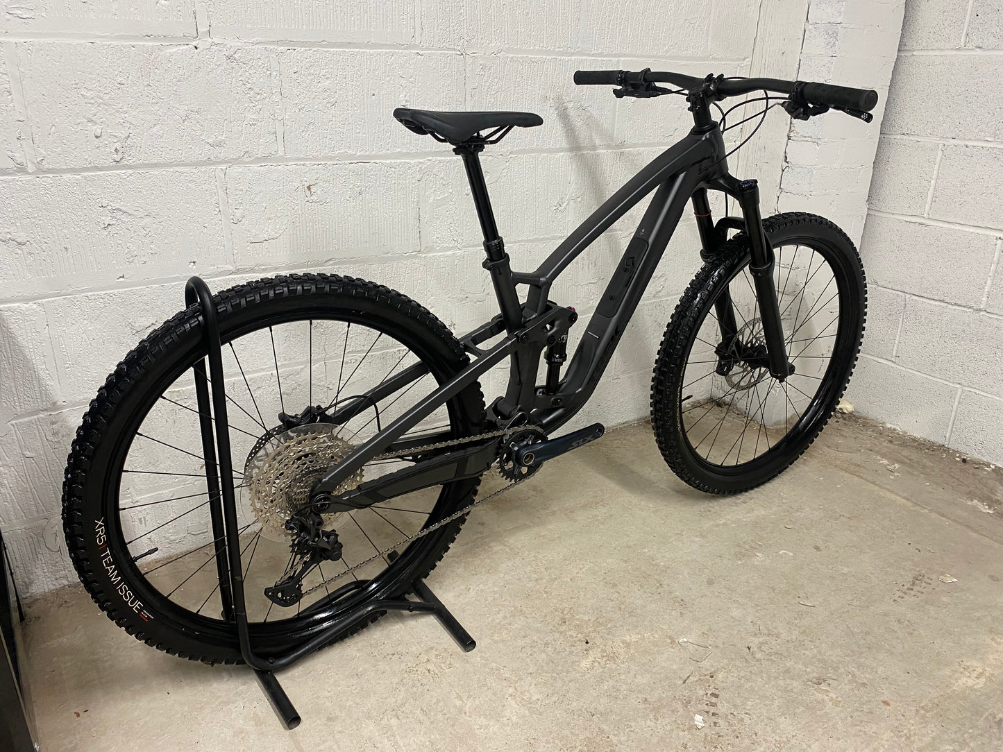 TREK Fuel EX 7 Gen 6 2024 Full Suspension Mountain Bike
