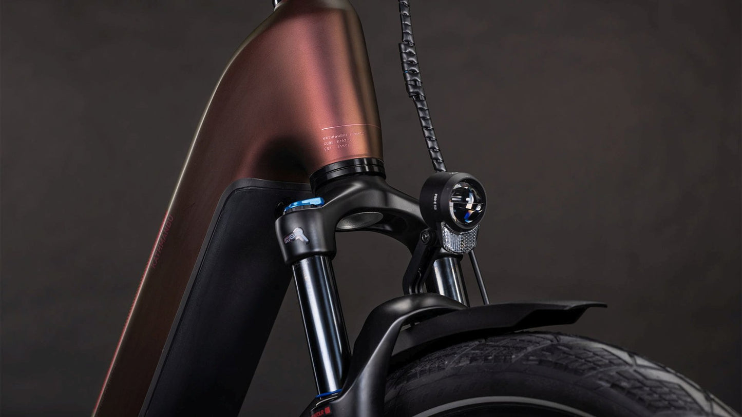 CUBE KATHMANDU HYBRID PRO 800 SUNGLOW/CHROME 2026