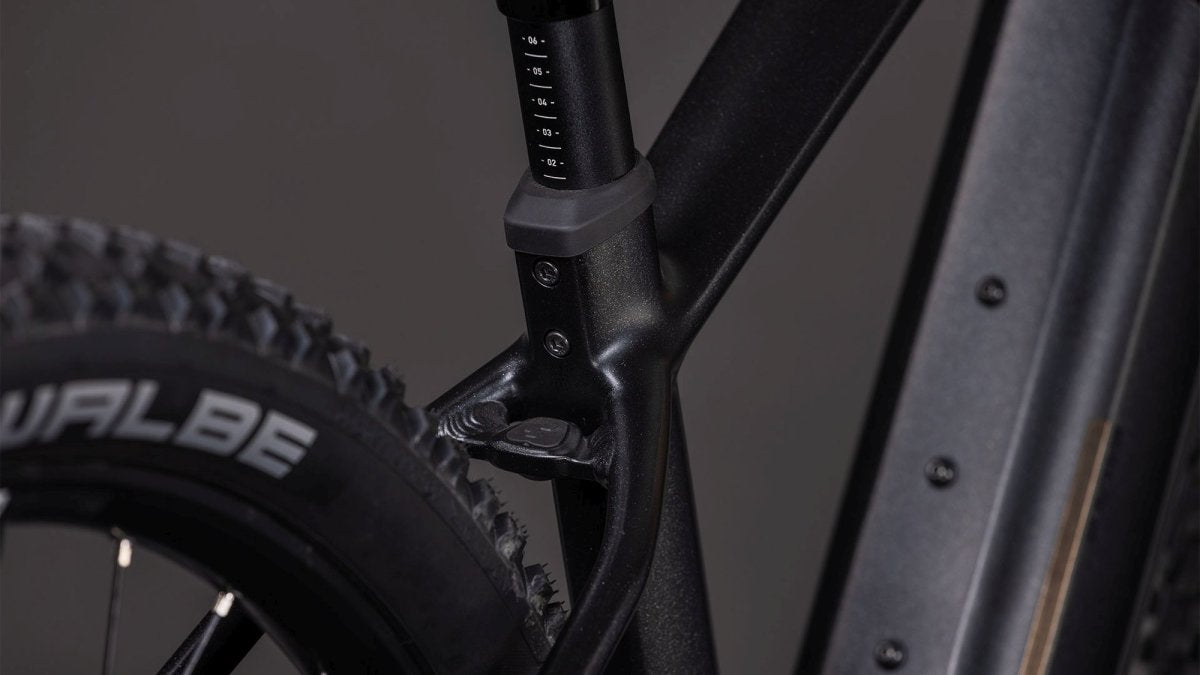 CUBE REACTION HYBRID SLX 800 SILVERDUST/CHROME 2026