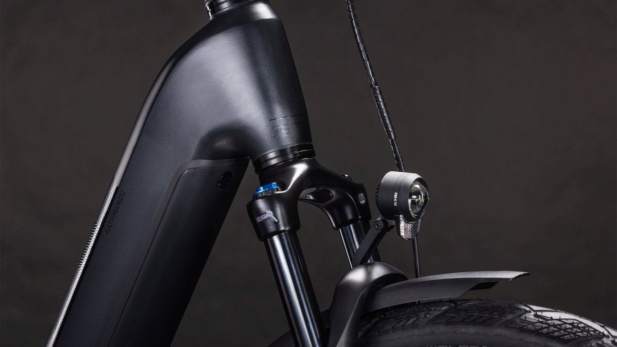 CUBE KATHMANDU HYBRID PRO 800 COAL/BLACK 2026