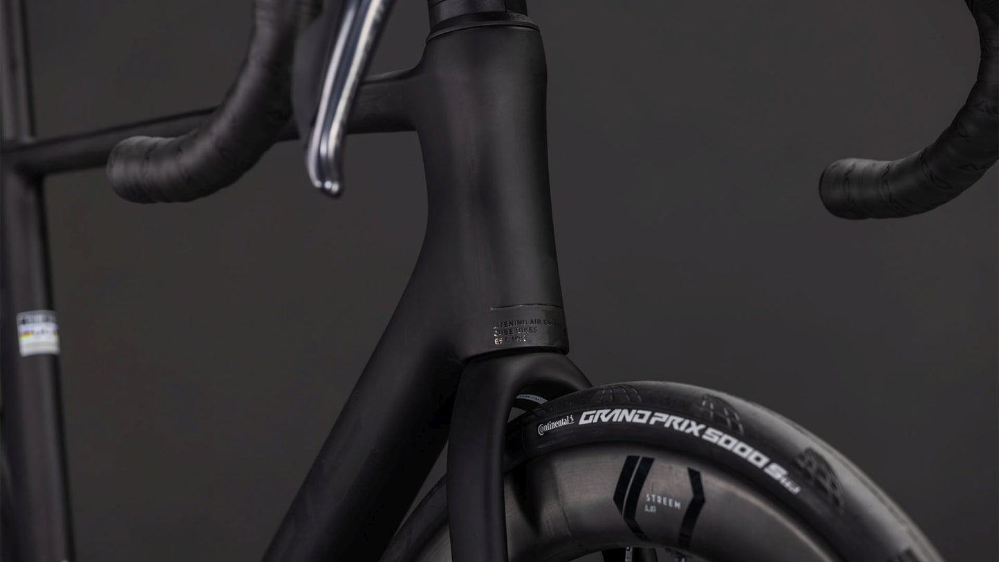 CUBE LITENING AIR C:68X RACE BLACKLINE 2026