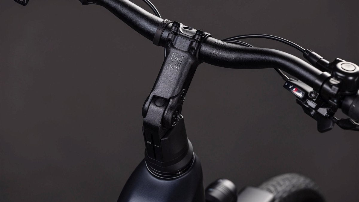 CUBE TOURING HYBRID ONE 600 COAL/CHROME 2026