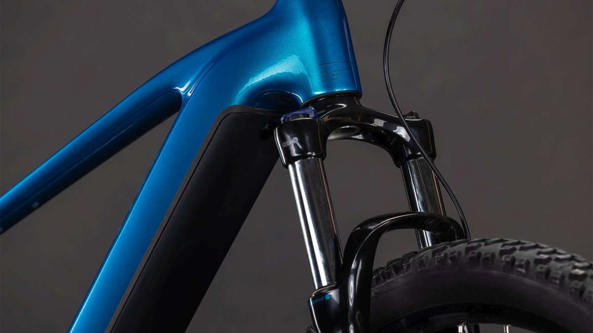 CUBE REACTION HYBRID PERFORMANCE 600 ELECTRICBLUE/DAZZLE 2026