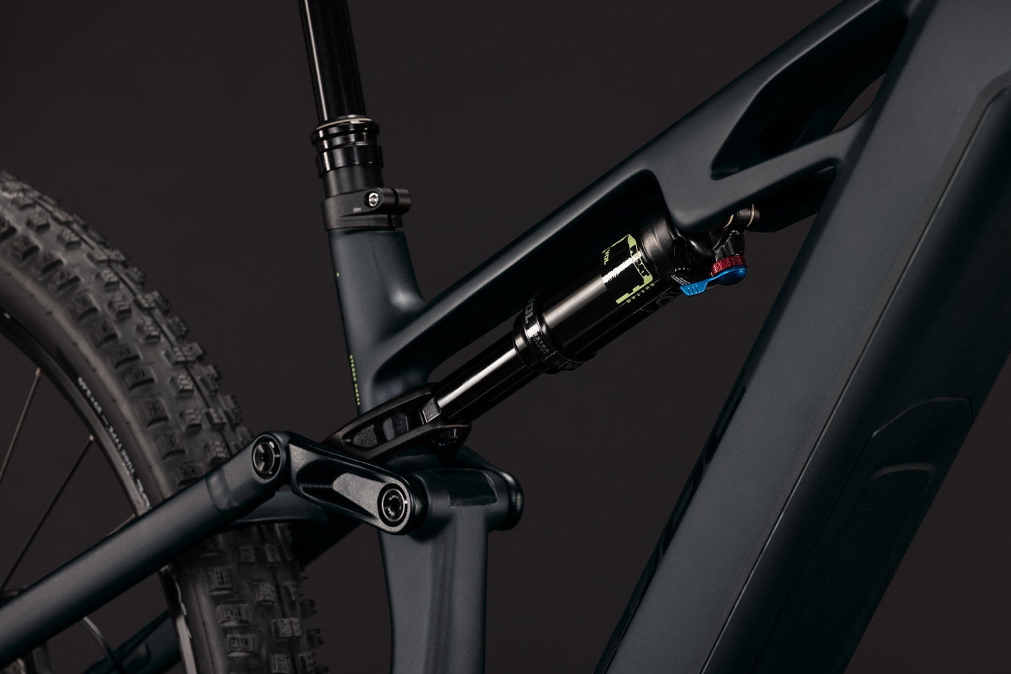 CUBE STEREO HYBRID ONE44 HPC RACE 800 COAL/GREEN 2027
